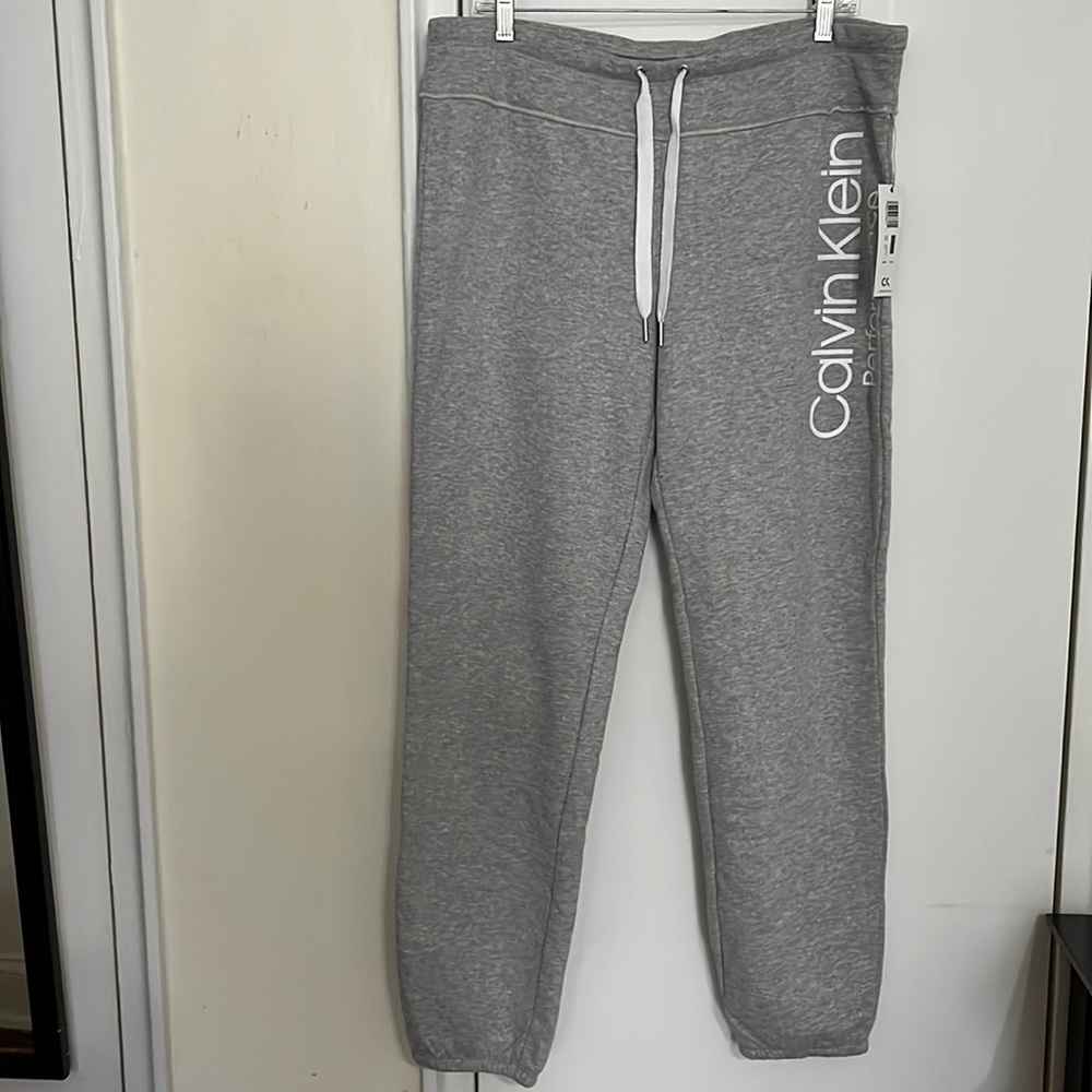 NEW! Calvin Klein